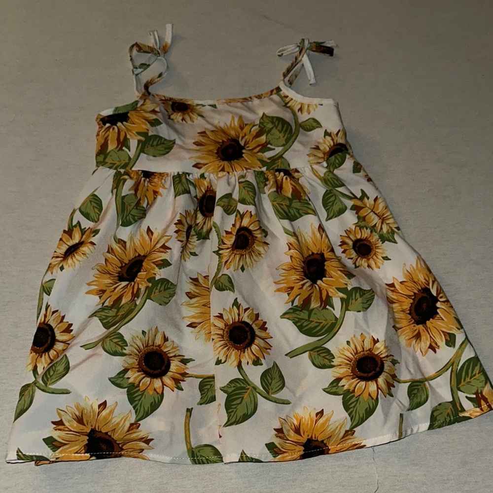 Kids Size 18-24M SHEIN Sunflower Print Dress.